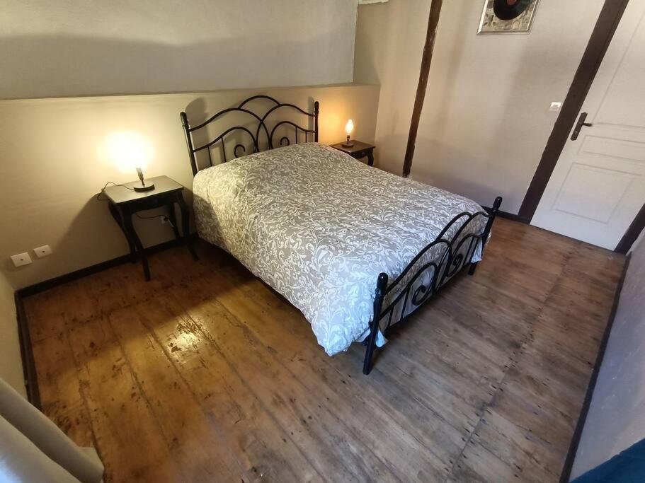 Maison De Caractere Au Coeur De La Cite Medievale De Gourdon Экстерьер фото